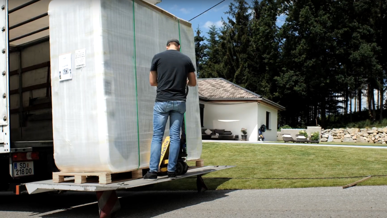 Transport des Outdoor Außenwhirlpools