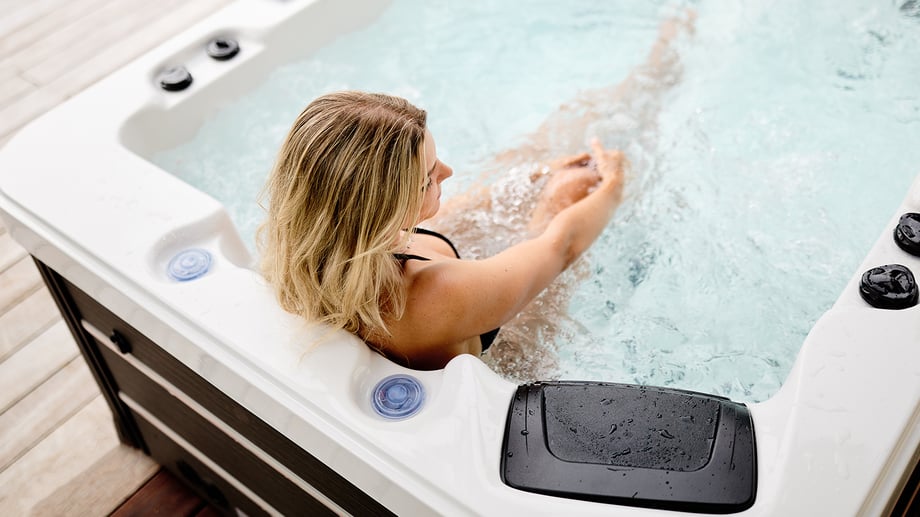 balearis-outdoor-whirlpools_stromkosten_luftsprudelpumpe_1600x900