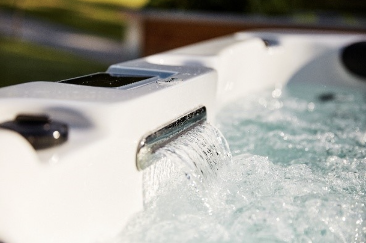 regulierbarer Wasserfall